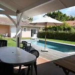 Vakantiehuis Maison 4 Avec Piscine, A 8 Min Du De - Fr-1-521-249 Sanguinet
