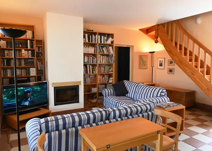 Maison 4 Avec Piscine, à 8 Min Du De - Fr-1-521-249